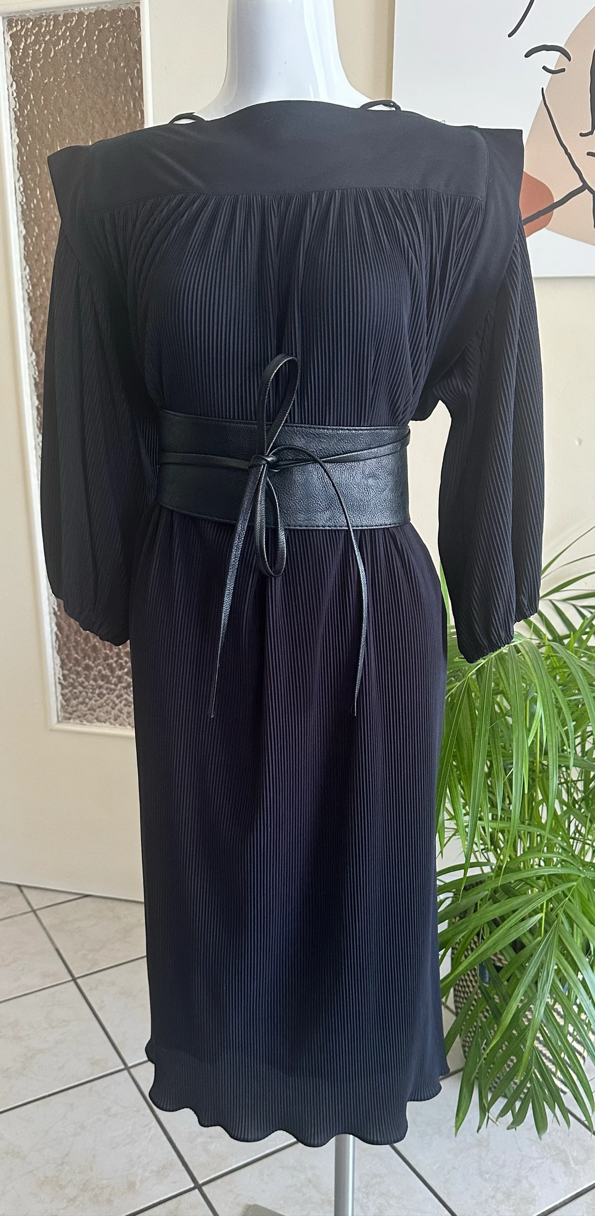 Black Lined Dress Size 42/44 – Never Worn – Zero Sheer – photo 5